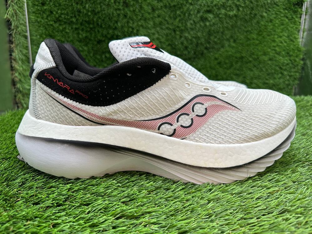Saucony Kinvara Pro S20847-30 Athletic Sneaker Men's 13 White Mesh Gym Training